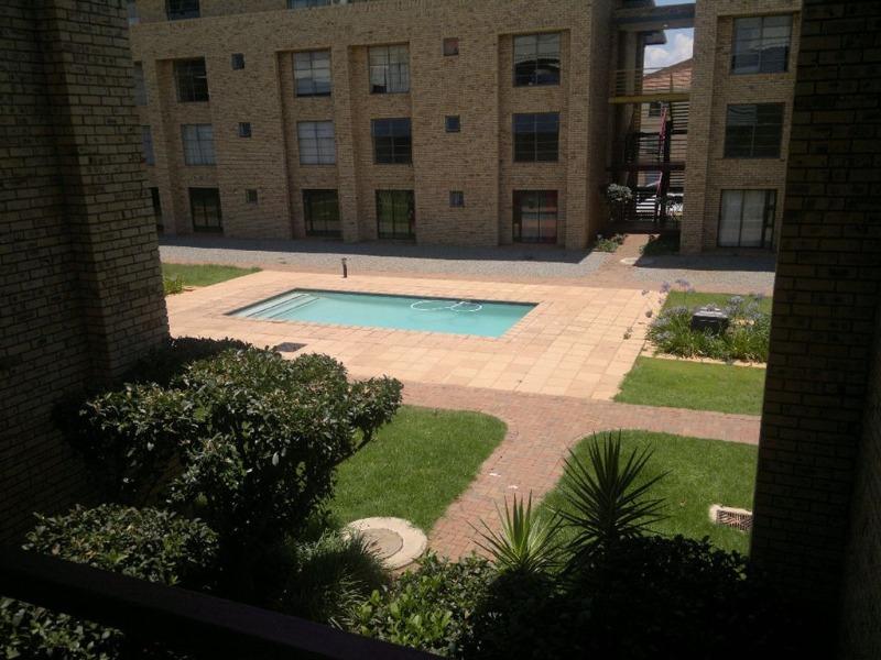 1 Bedroom Property for Sale in Kannoniers Park North West